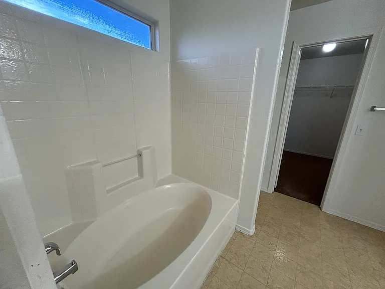 7399 W Solano Dr S — Photo 46