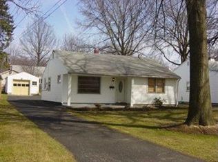 7109 Vineland Pl, Youngstown, OH 44512