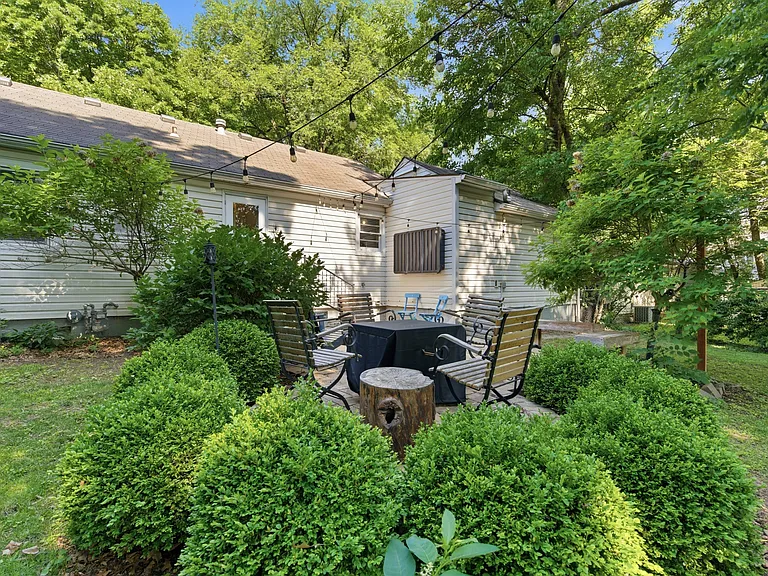 6115 Delmar St — Photo 22
