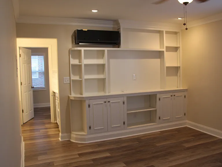 712 N Monroe St #3 — Photo 2