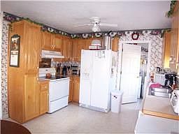 Spacious kitchen