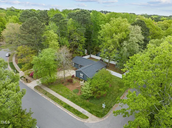 1015 Castalia Dr, Cary, NC 27513