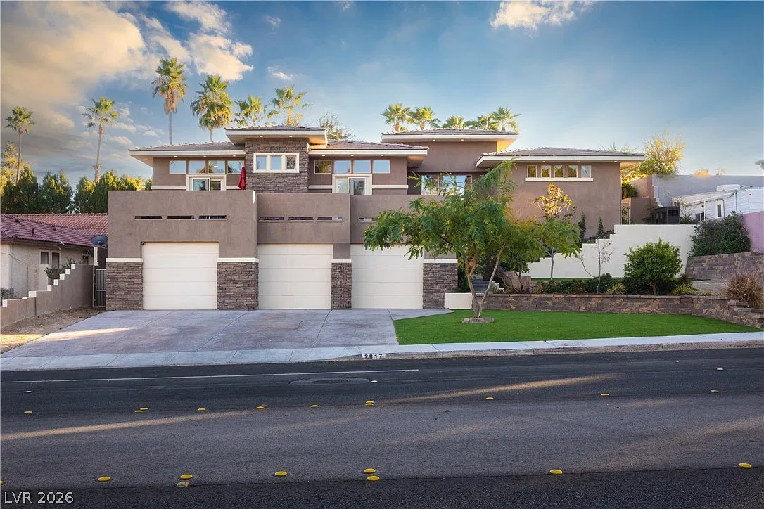4 bed, 3.5 bath, 3179 sqft, $7,300 — Photo 1