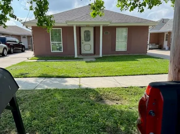 3312-3314 Shangri La Dr, Chalmette, LA 70043