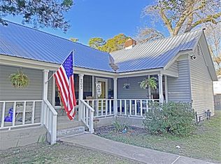 207 S Marsh Dr, Livingston, TX 77351