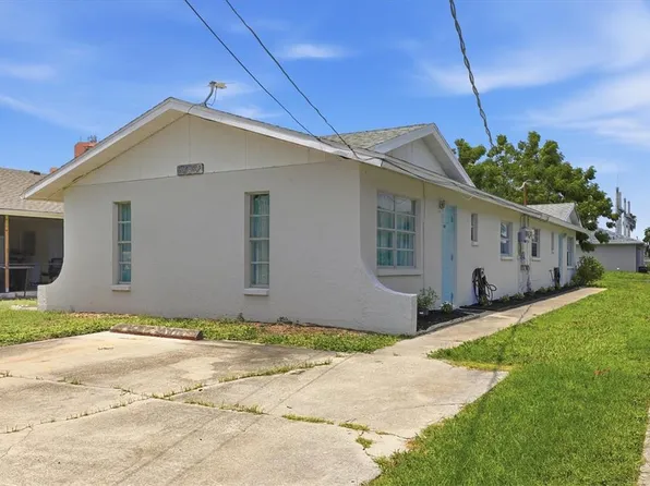 1805 Marbeth St #1805/1807, Sarasota, FL 34231