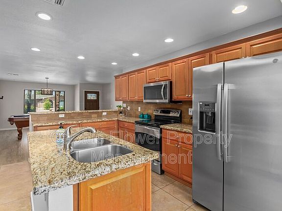 4th image of 5217 E Sheena Dr