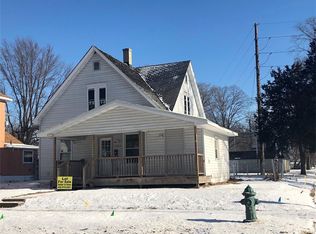 1403 Ellis Blvd NW, Cedar Rapids, IA 52405