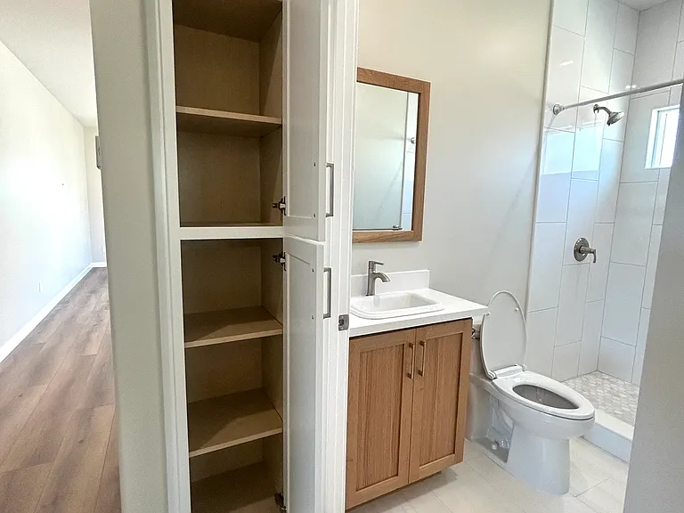 238 N Drexel Ave — Photo 9