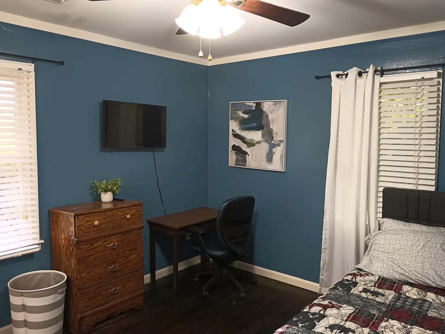 4 bed, 3.0 bath, 1500 sqft, $1,572 — Photo 3