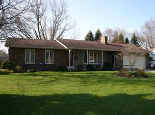 2532 Valarie Dr, Zeeland, MI 49464