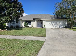 1952 Silver Hawk Dr, Saint Augustine, FL 32092