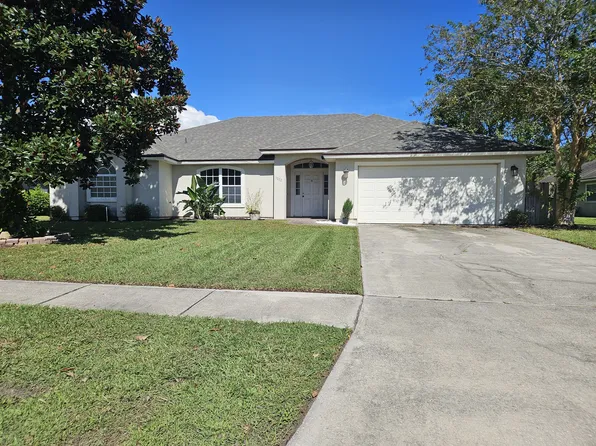 1952 Silver Hawk Dr, Saint Augustine, FL 32092