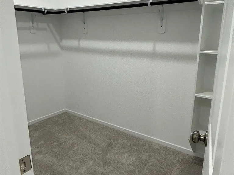 6706 Violet Clover Ave — Photo 17
