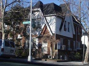2nd image of 7002 Colonial Rd