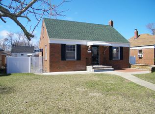 322 Waite St, Gary, IN 46404