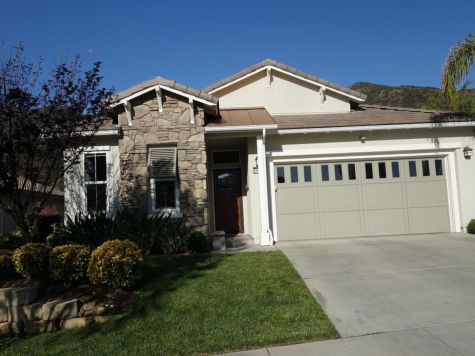 Trilogy Glen Ivy a gated 55+ age active adult community