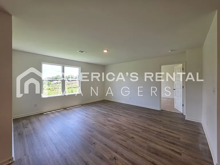 9278 Parkway Gardens Loop — Photo 35