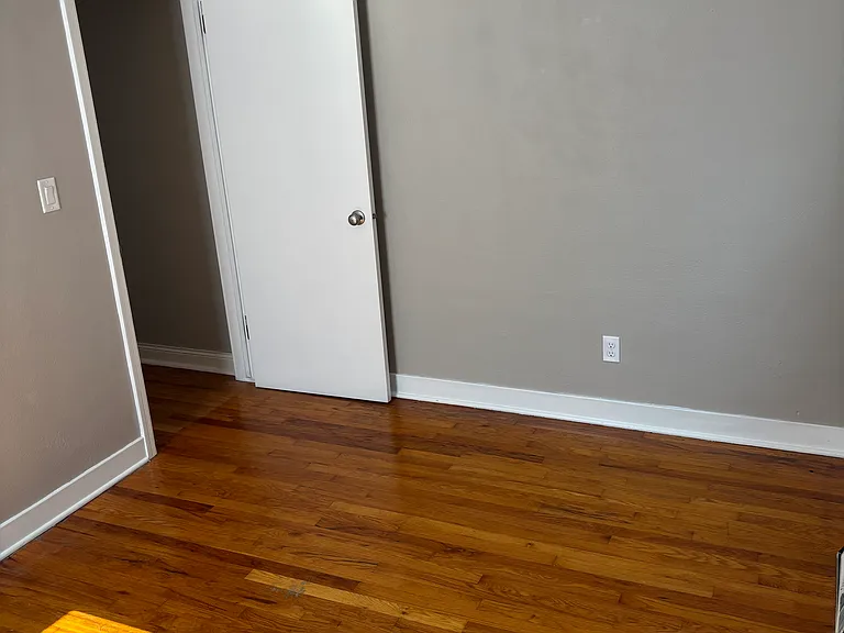 234 Broadmoor Ave — Photo 4