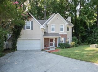 525 N Fairfield Dr, Peachtree City, GA 30269