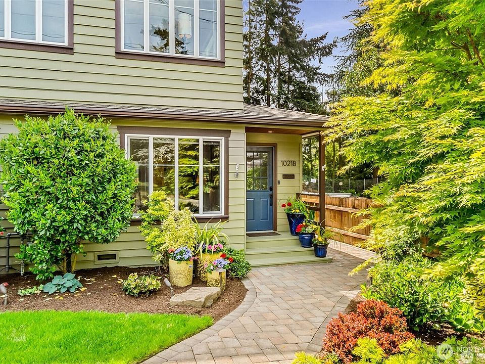 1st image of 10218 NE 65th Street