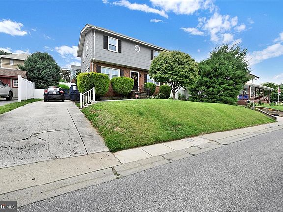 2nd image of 4412 Buchanan Ave