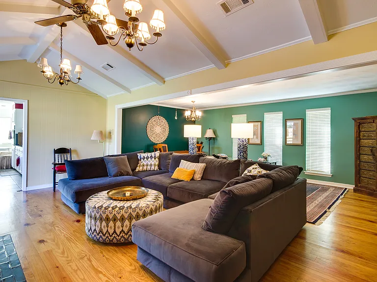 5846 Clubview Dr — Photo 16