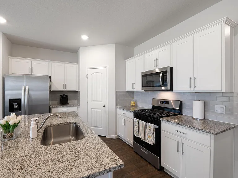 205 Bethpage Dr — Photo 12