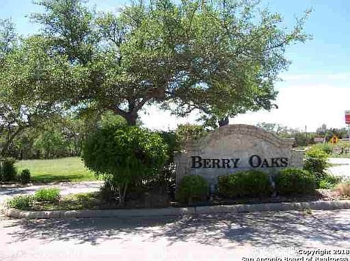 1st image of 482 Berry Oaks Dr