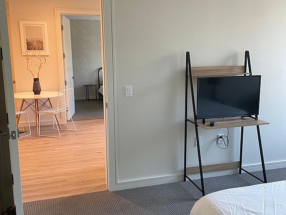 2nd image of 2290 3rd St #202