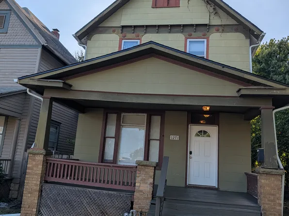 1271 SW Tyler St, Topeka, KS 66612