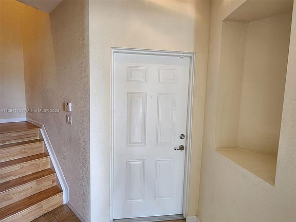 4th image of 10800 NW 88th Ter Unit 203