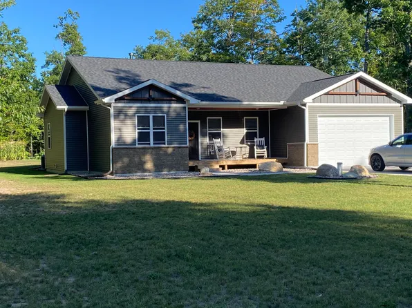 17457 S Darrins Way, Kinross, MI 49752