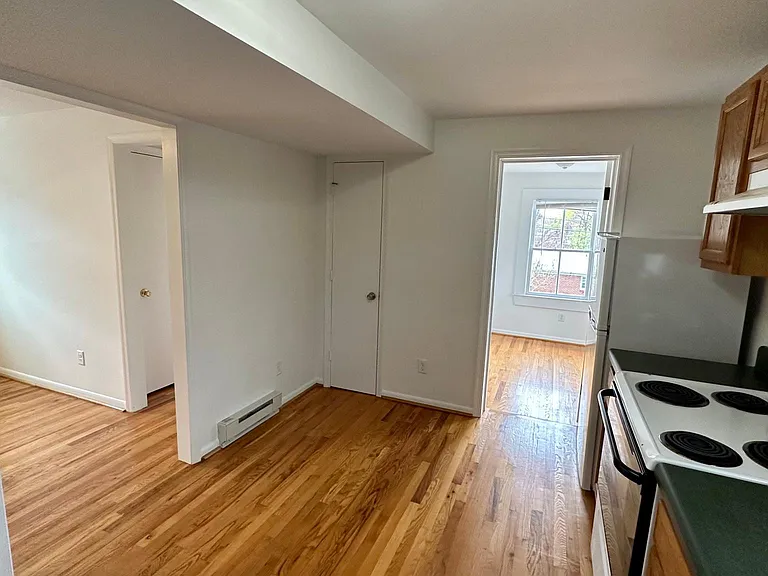 213 Douglas Ave #B — Photo 14