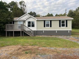 554 Walker Rd, Chatsworth, GA 30705