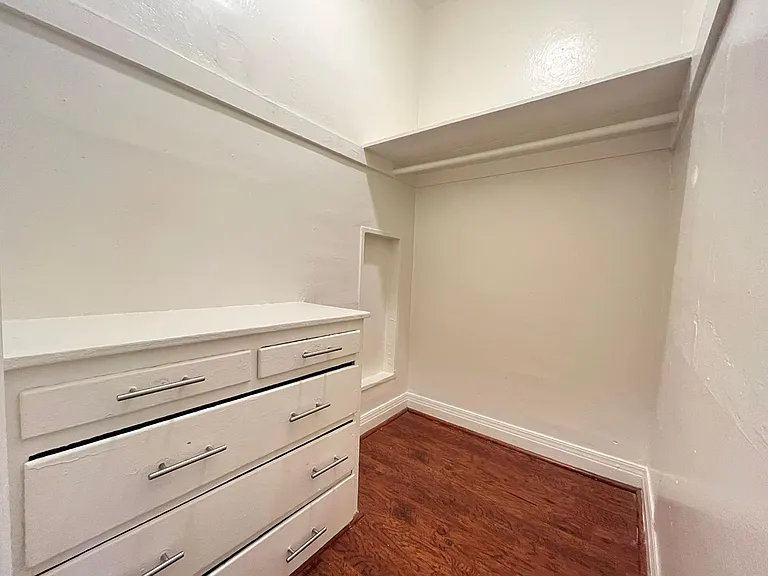2743 San Marino Street — Photo 4