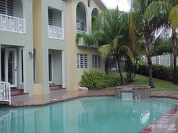 lower level entertainment area has, gazebo, full kitchen, bath, entertainment and play room