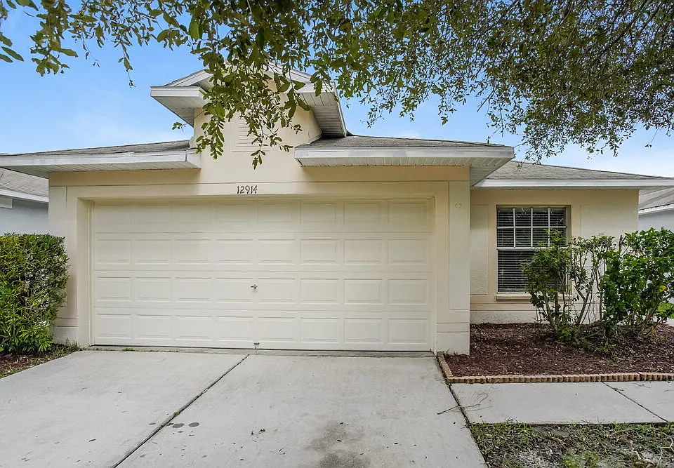 12914 Fieldmoor Ct