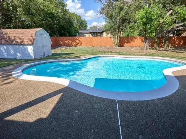 2951 Softwind Trl, Fort Worth, TX 76116
