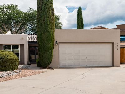 5620 Amistad Rd NE, Albuquerque, NM, 87111