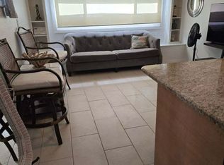 2035 Linwood Way, Sarasota, FL 34232