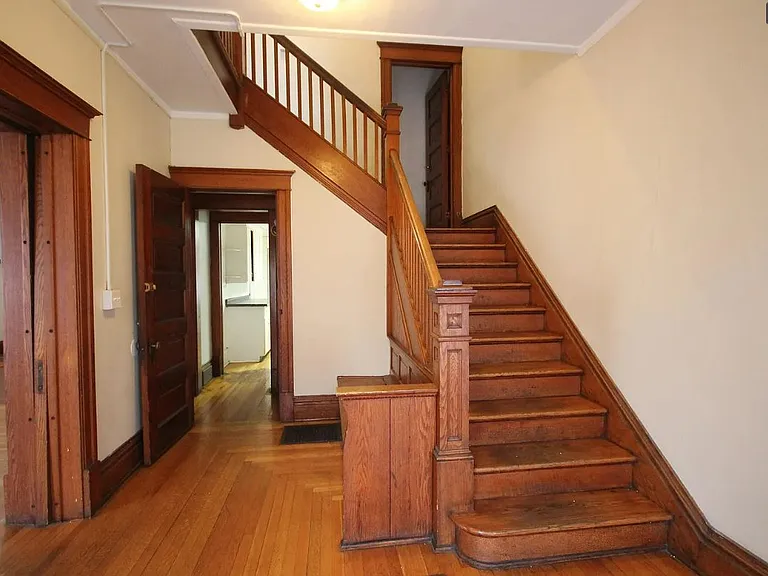 755 Academy St — Photo 16