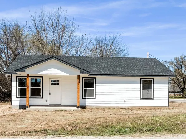 401 W Cherokee St, Jay, OK 74346
