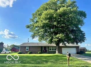 9490 N Keith Dr W, Columbus, IN 47203