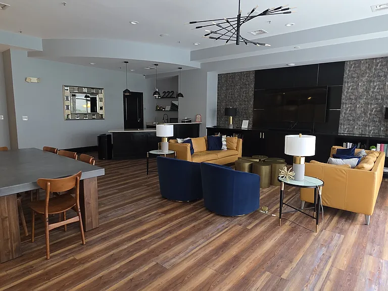 222 Glenwood Ave #517 — Photo 24