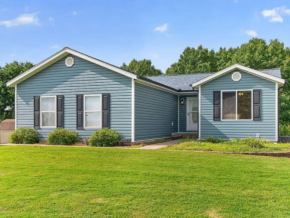 237 N Catamount Blvd