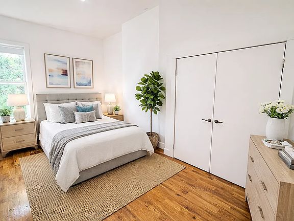 2nd image of 1077 Halsey St #5