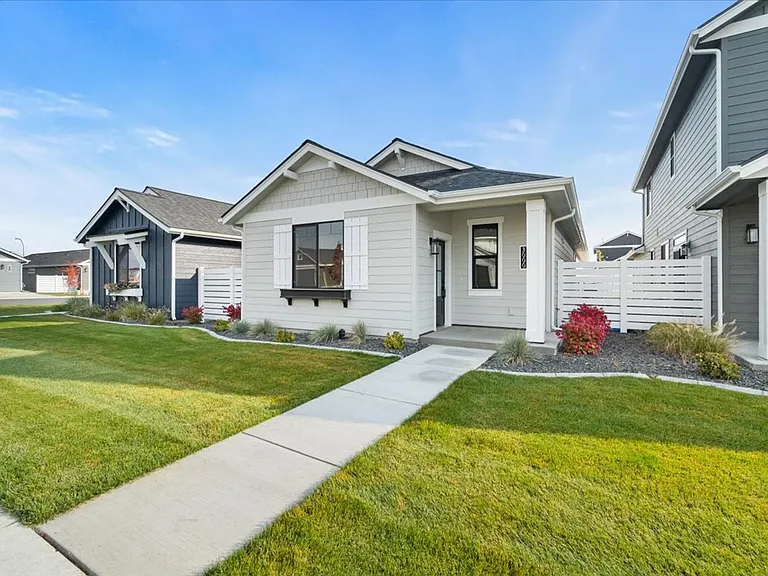 3012 N Pavo Ln — Photo 3