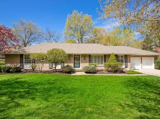 9920 Ensley Ln, Leawood, KS 66206