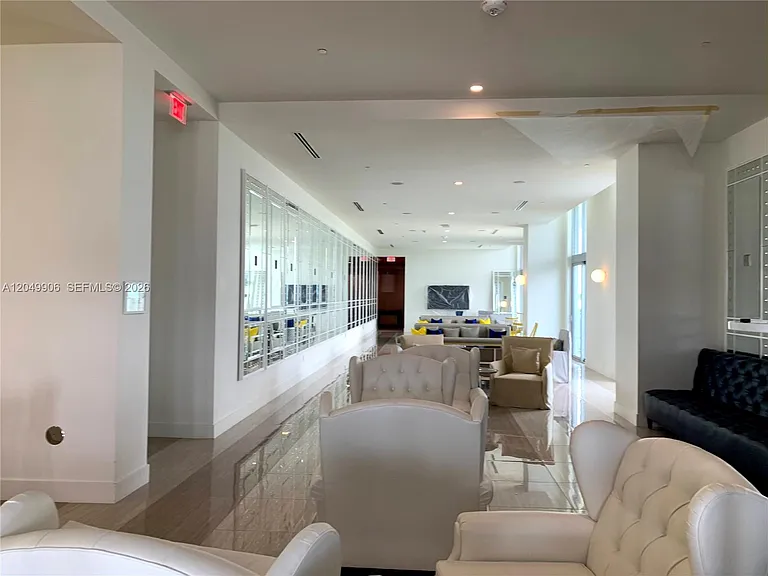 2000 W Metropica Way #1603 — Photo 30